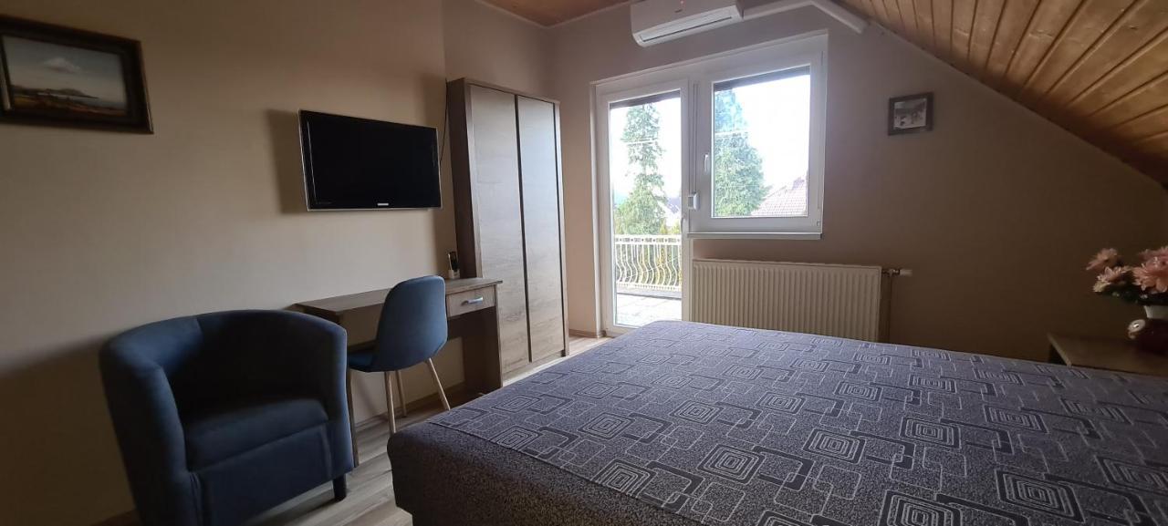 Hajas Familia Kiado Szobak Balatonmáriafürdő Exterior foto