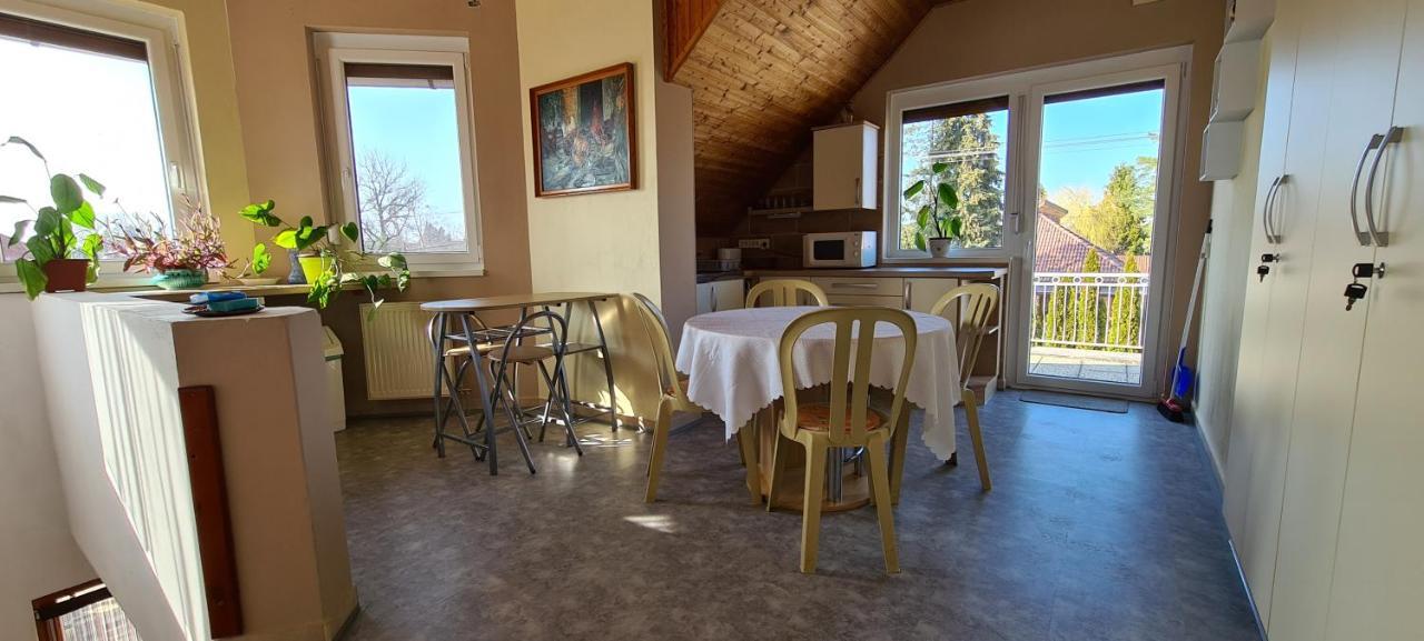 Hajas Familia Kiado Szobak Balatonmáriafürdő Exterior foto