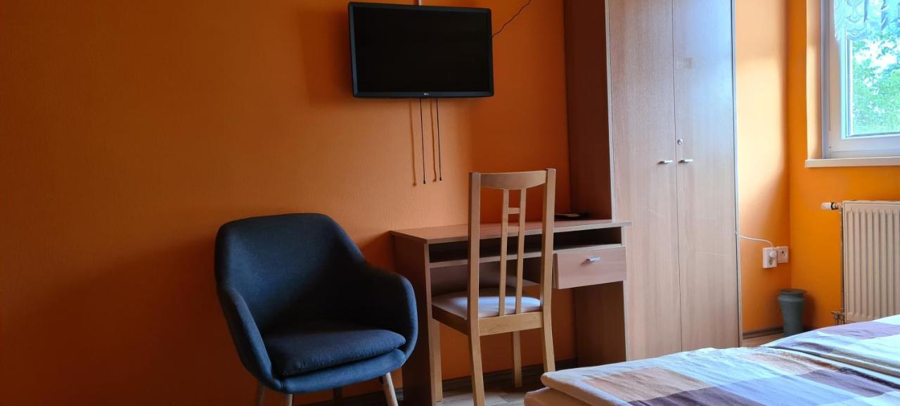 Hajas Familia Kiado Szobak Balatonmáriafürdő Exterior foto