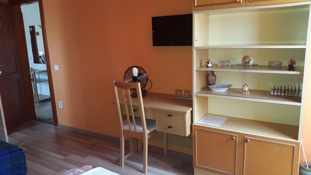 Hajas Familia Kiado Szobak Balatonmáriafürdő Exterior foto